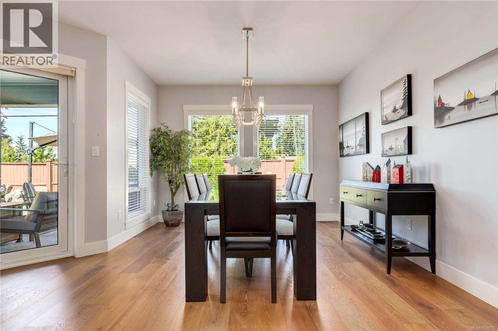 1008 Brookfield Cres, Parksville