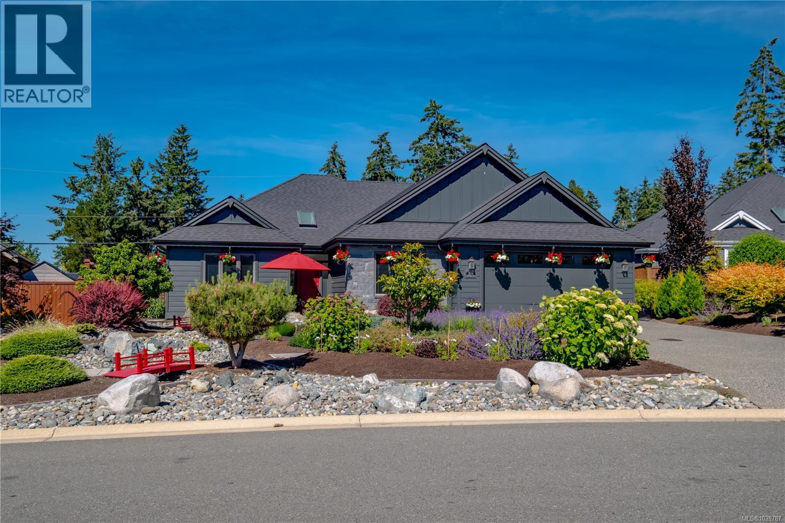 1008 Brookfield Cres, Parksville