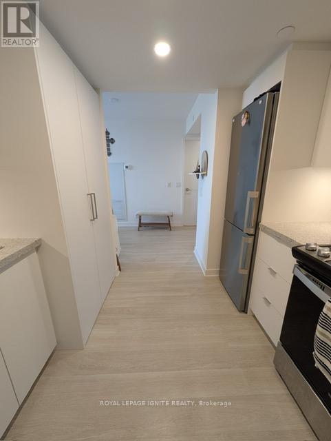 #418 30 TRETTI WAY - 5
