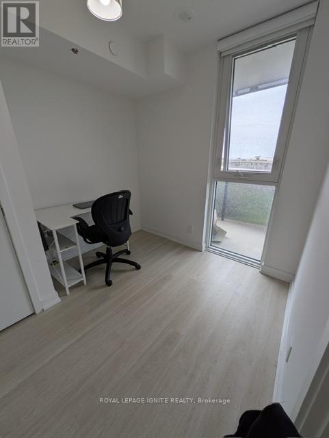 #418 30 TRETTI WAY - 9