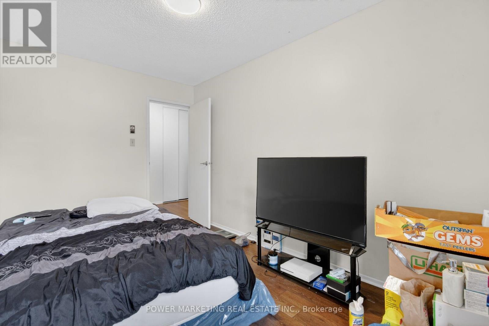 #95 3415 UPLANDS DRIVE - 30