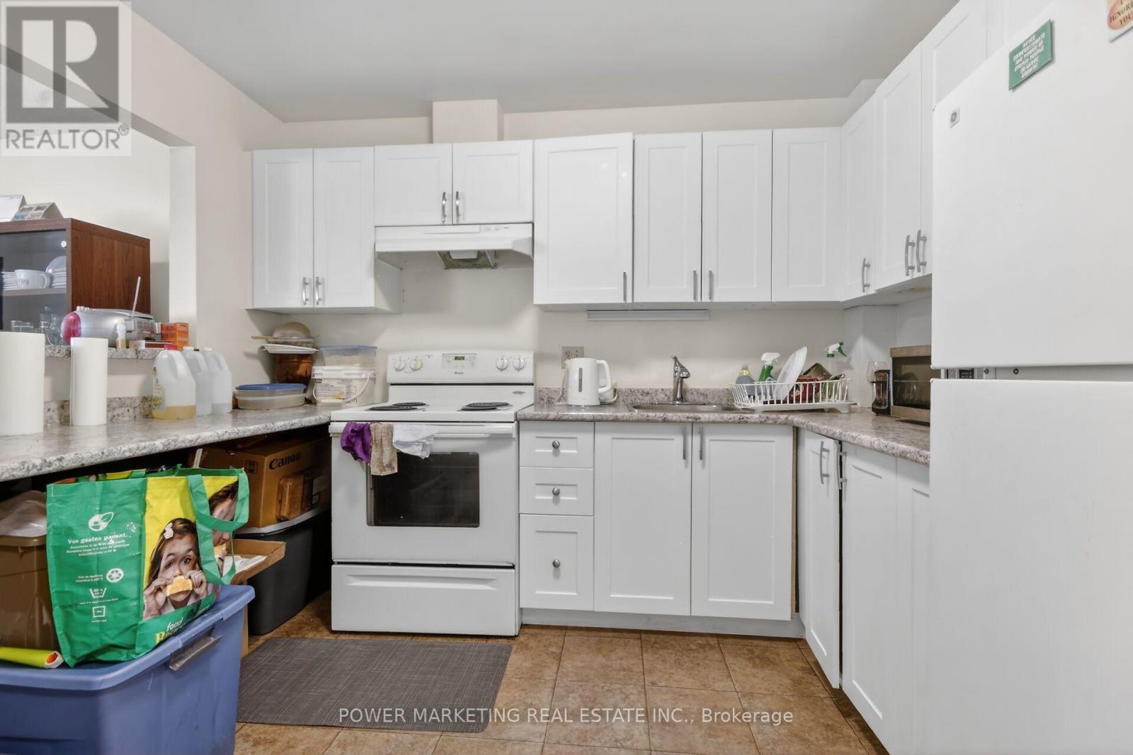 #95 3415 UPLANDS DRIVE - 34