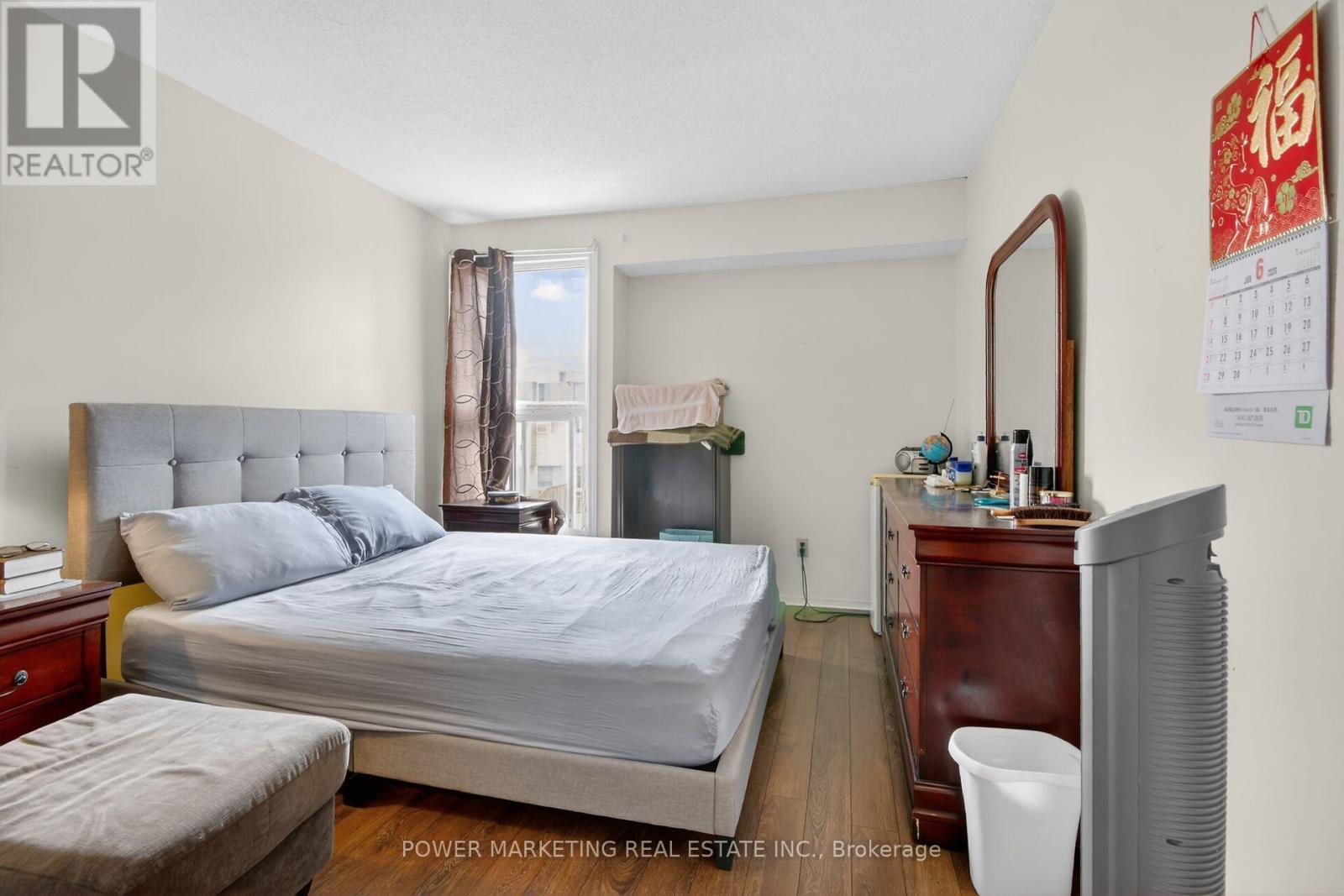 #95 3415 UPLANDS DRIVE - 33