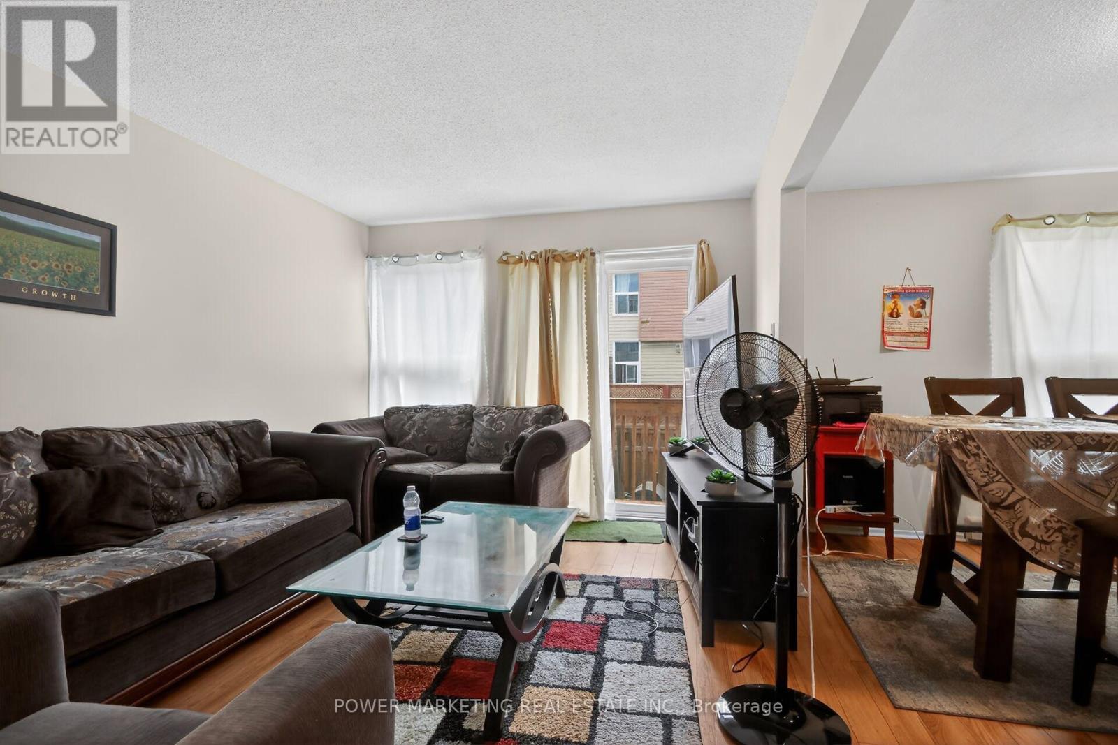 #95 3415 UPLANDS DRIVE - 39