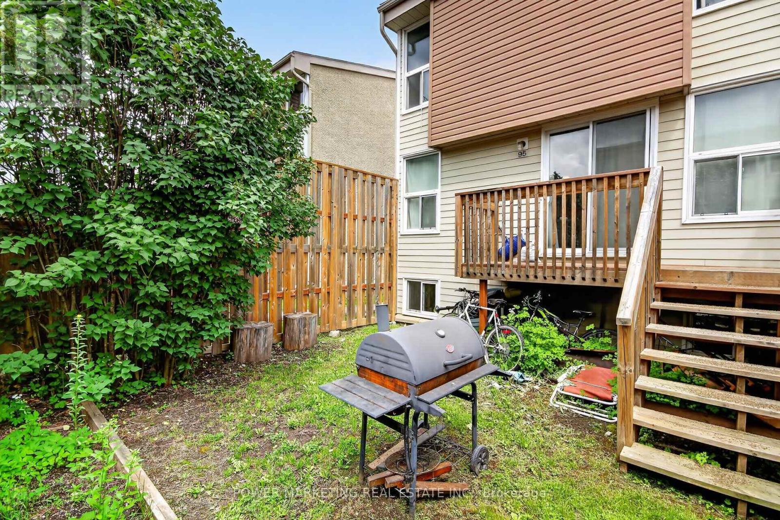 #95 3415 UPLANDS DRIVE - 47