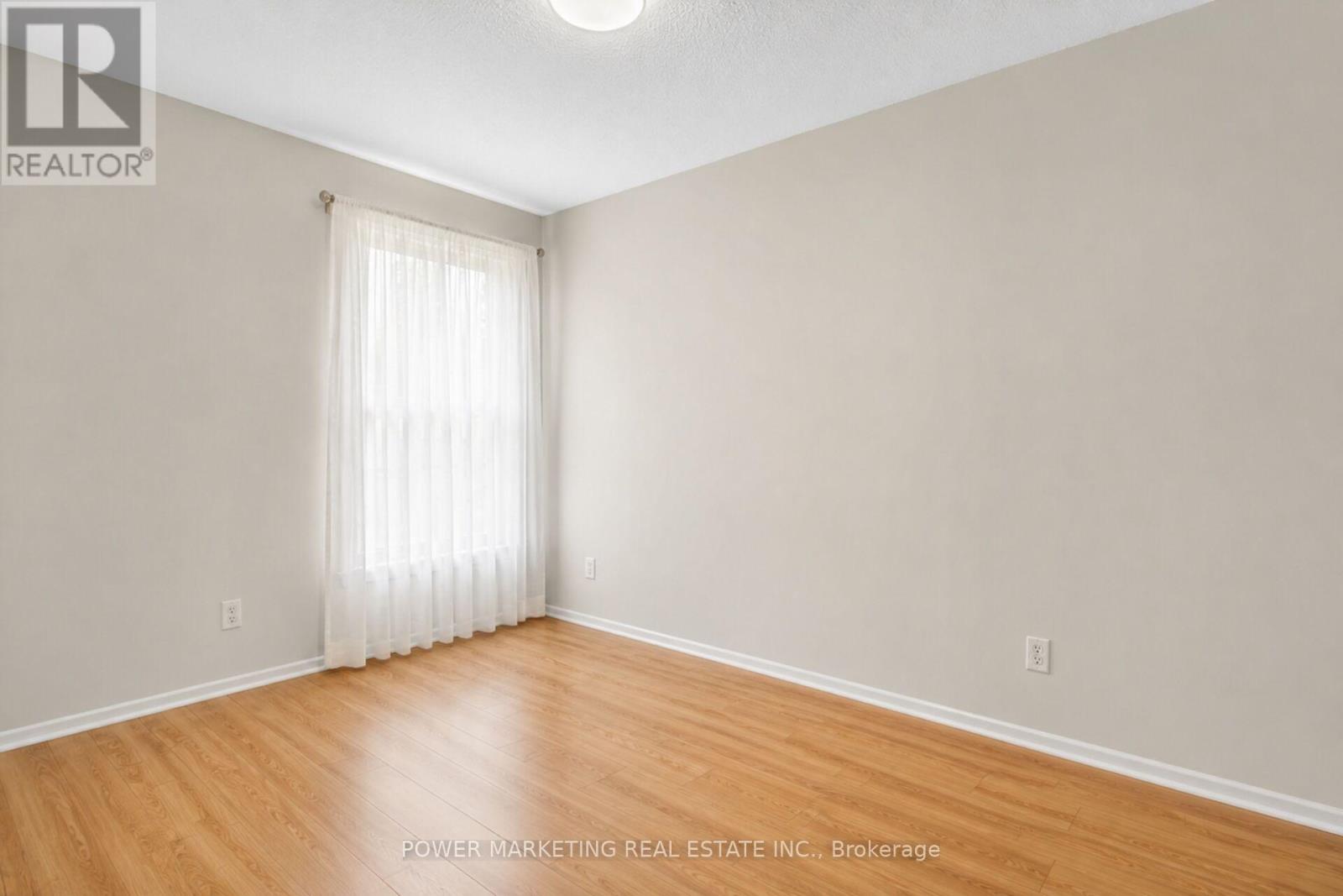 #95 3415 UPLANDS DRIVE - 8