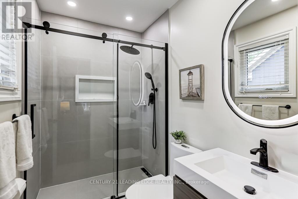 128 REEVE DRIVE - 25