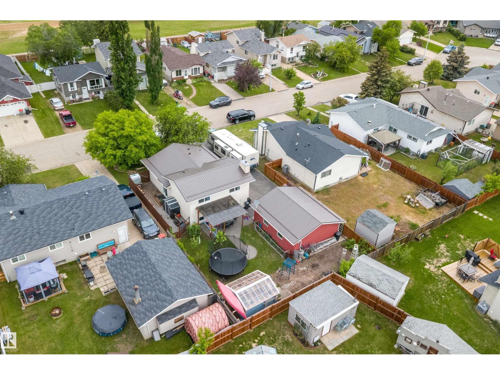 243 PORTER AV — photo 45