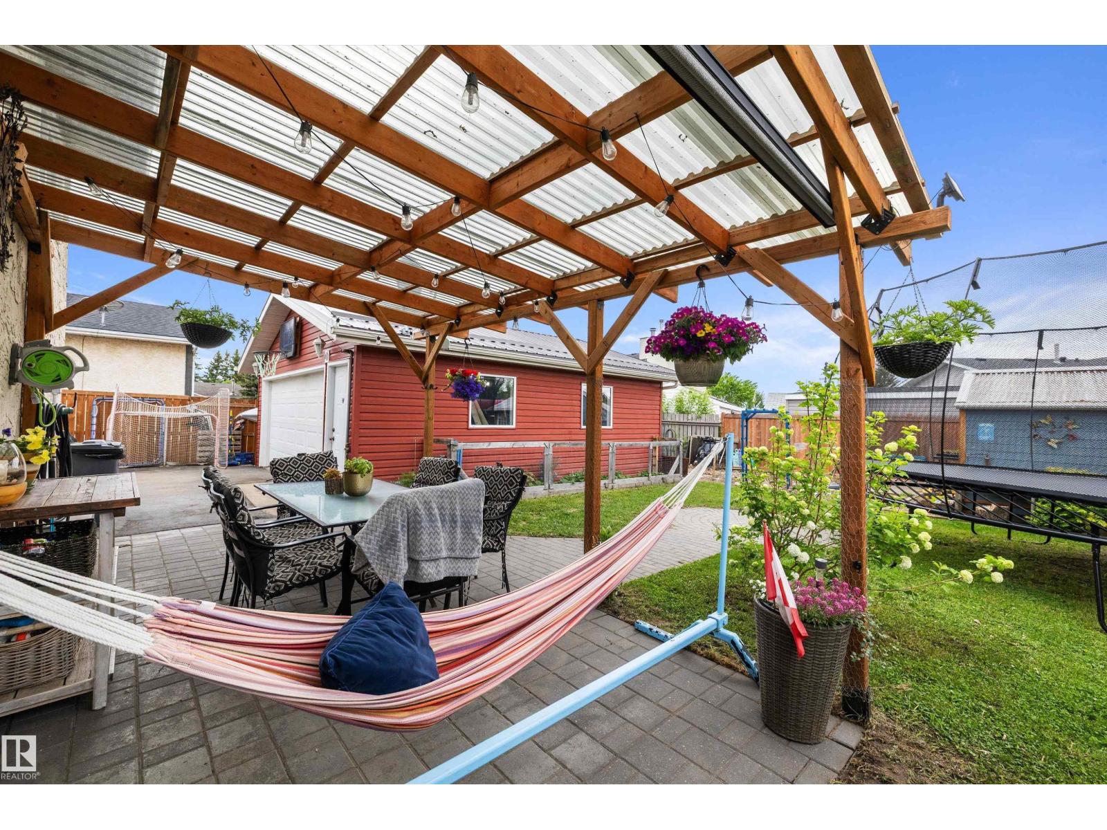 243 PORTER AV — photo 38