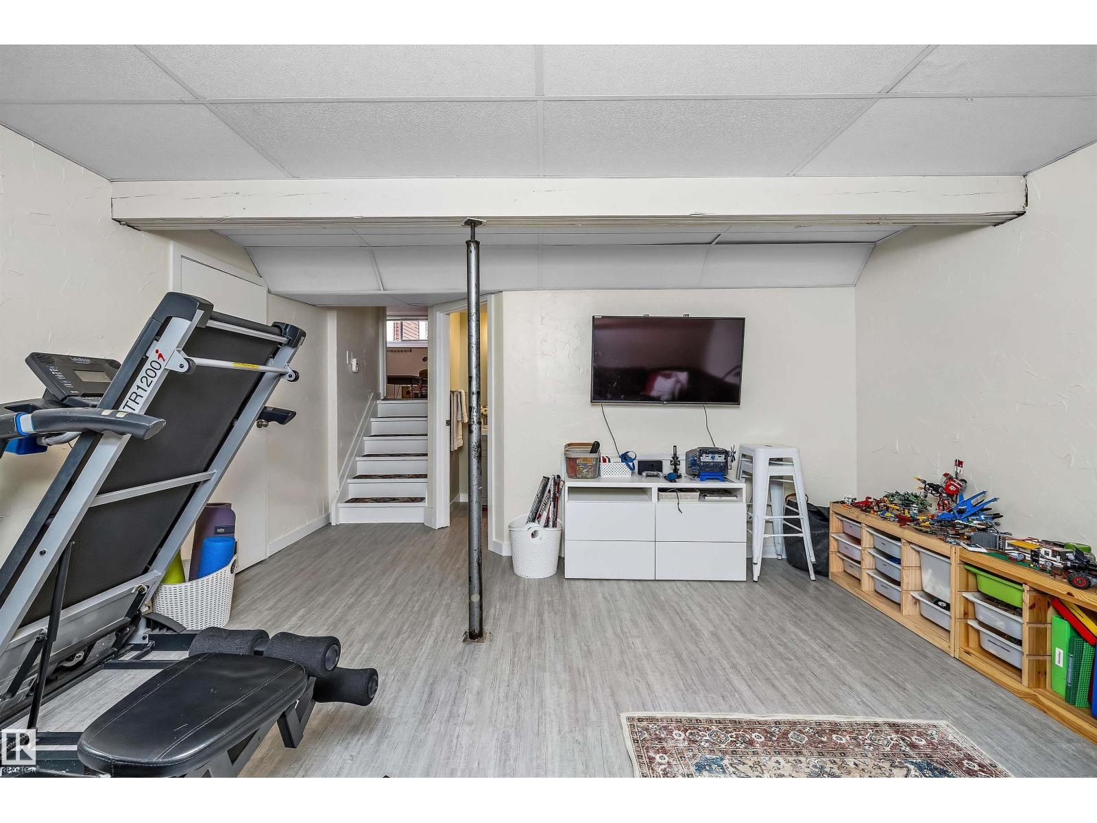 243 PORTER AV — photo 31