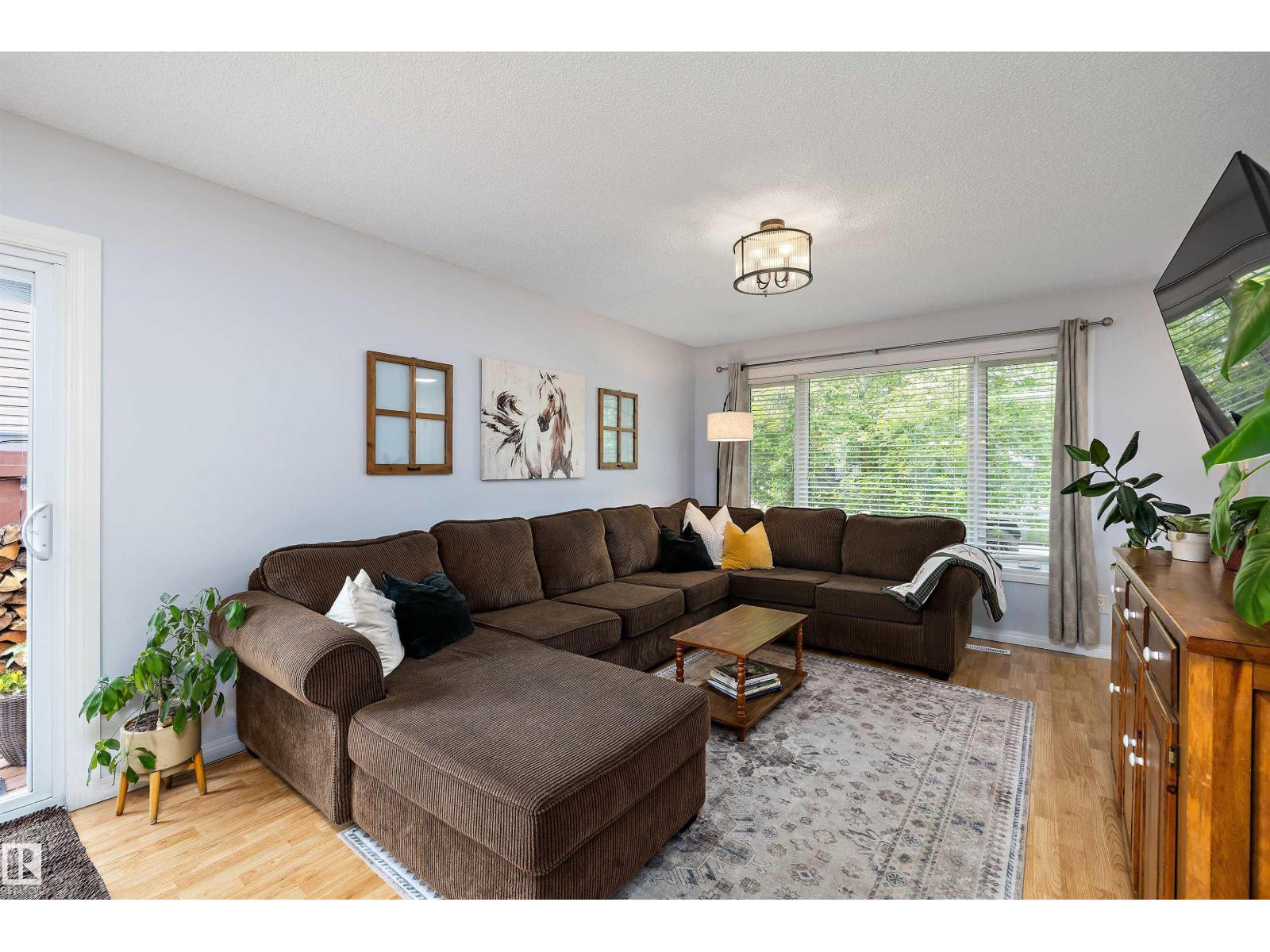 243 PORTER AV — photo 12