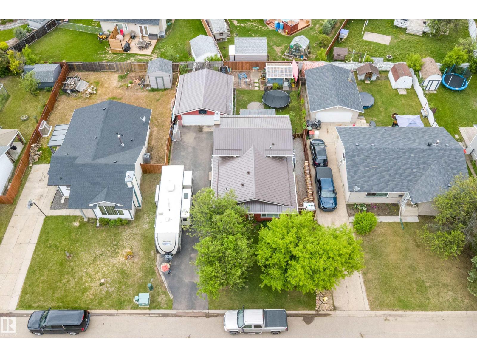 243 PORTER AV — photo 50