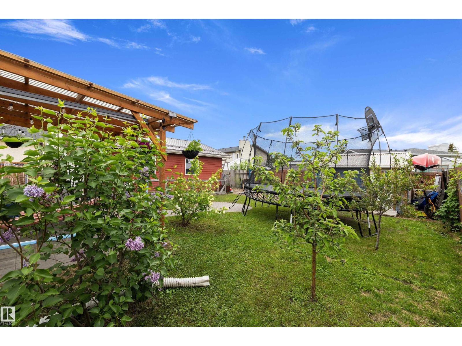 243 PORTER AV — photo 41