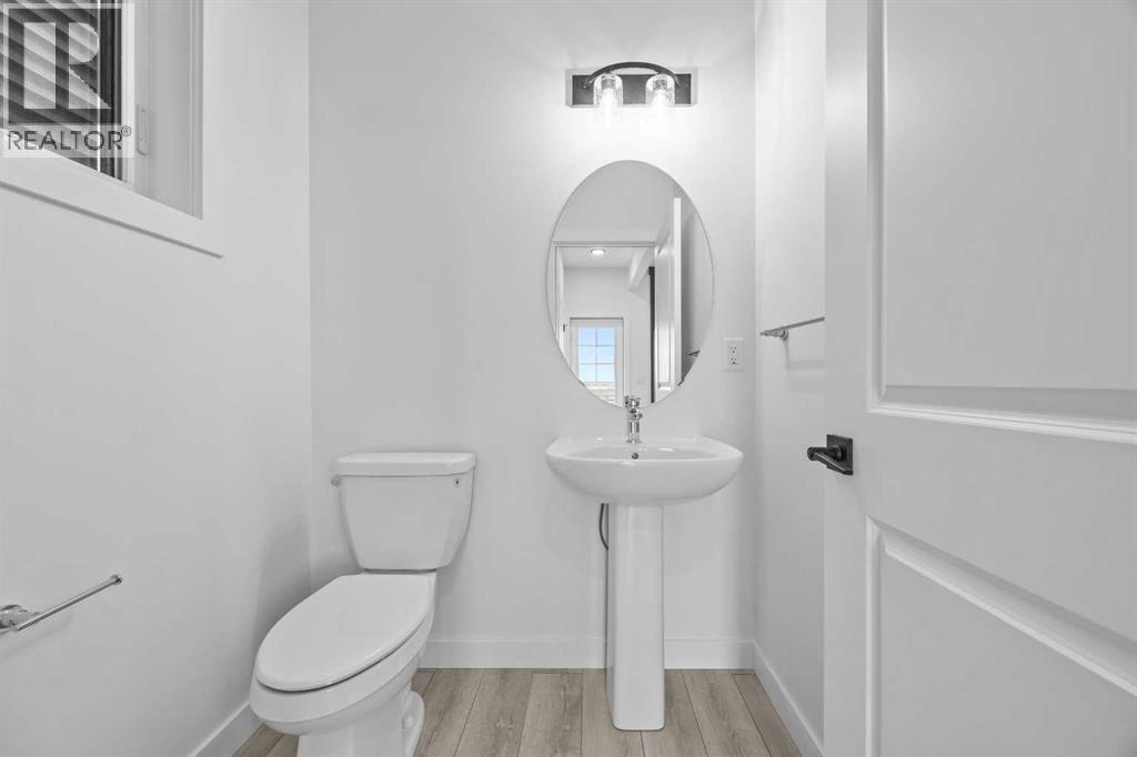 33 Hotchkiss Gardens SE — photo 19