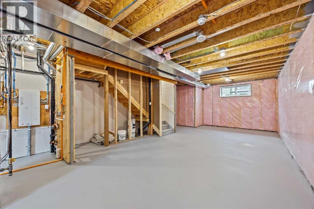 33 Hotchkiss Gardens SE — photo 41