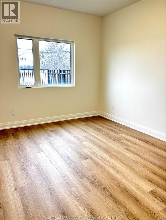 #207 4400 LAURIER PARKWAY - 27