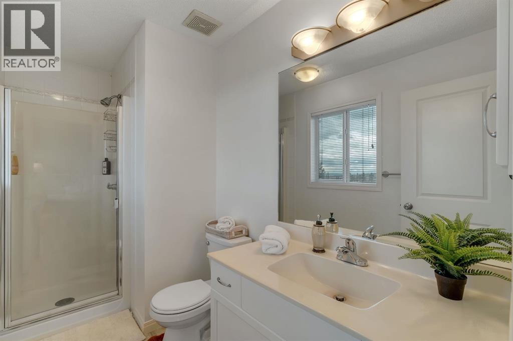 208 Royal Birch Circle NW - 29