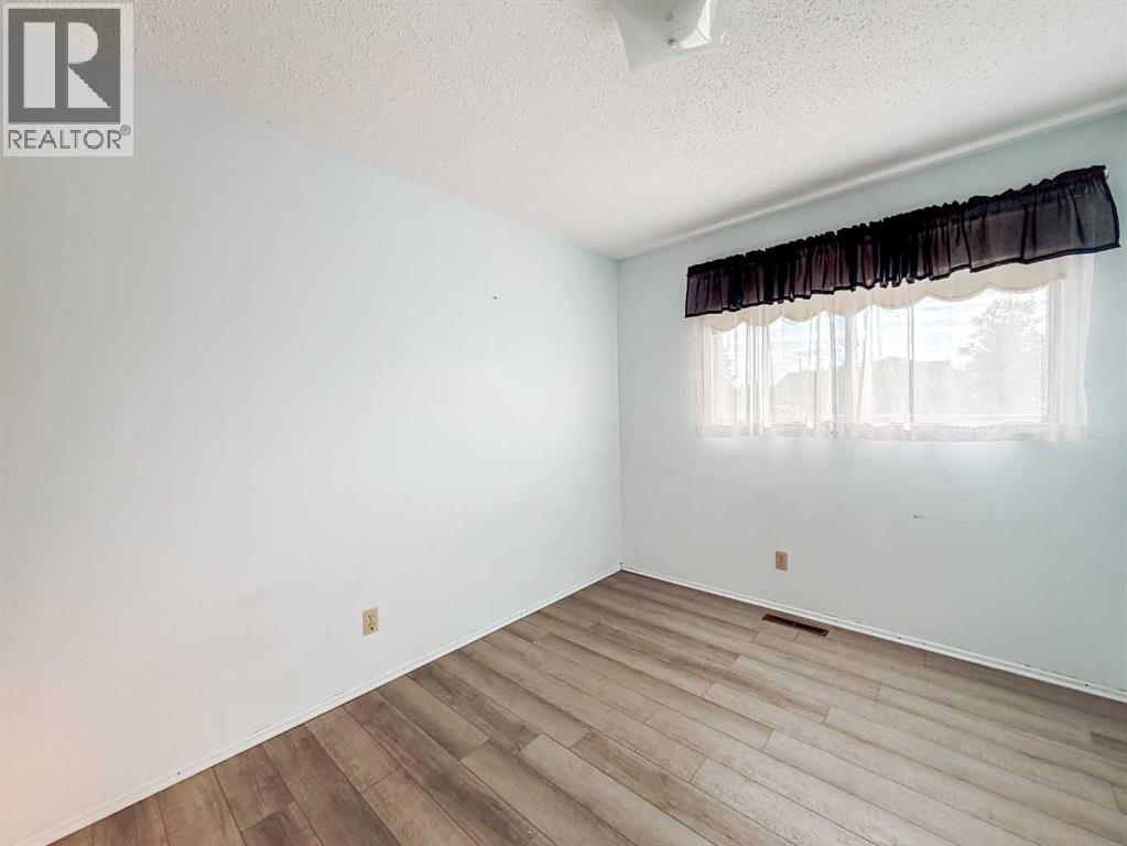 4603 54 Street — photo 14