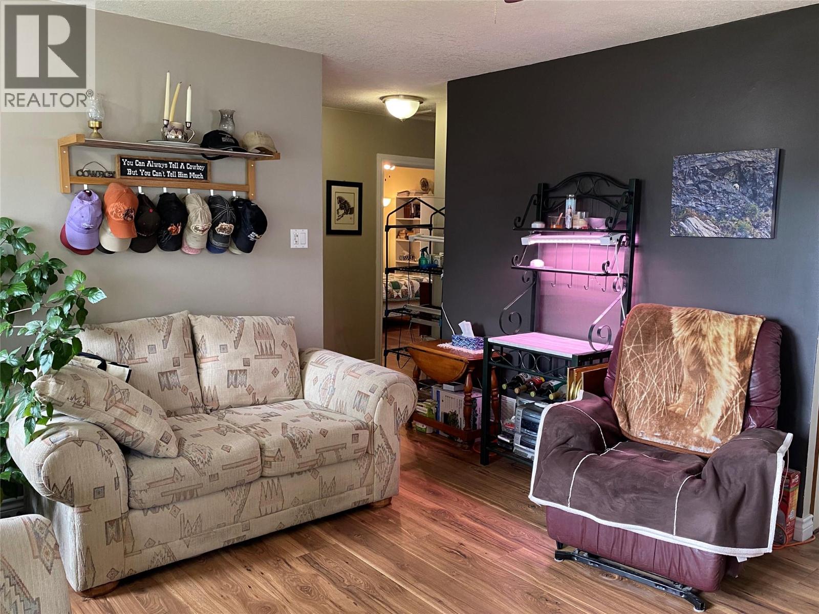 1153 Marianna Crescent - 13