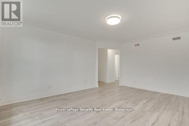 148 PORTLAND STREET - 33