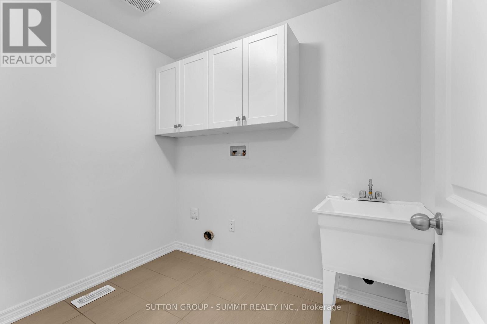 188 LIMESTONE LANE - 46