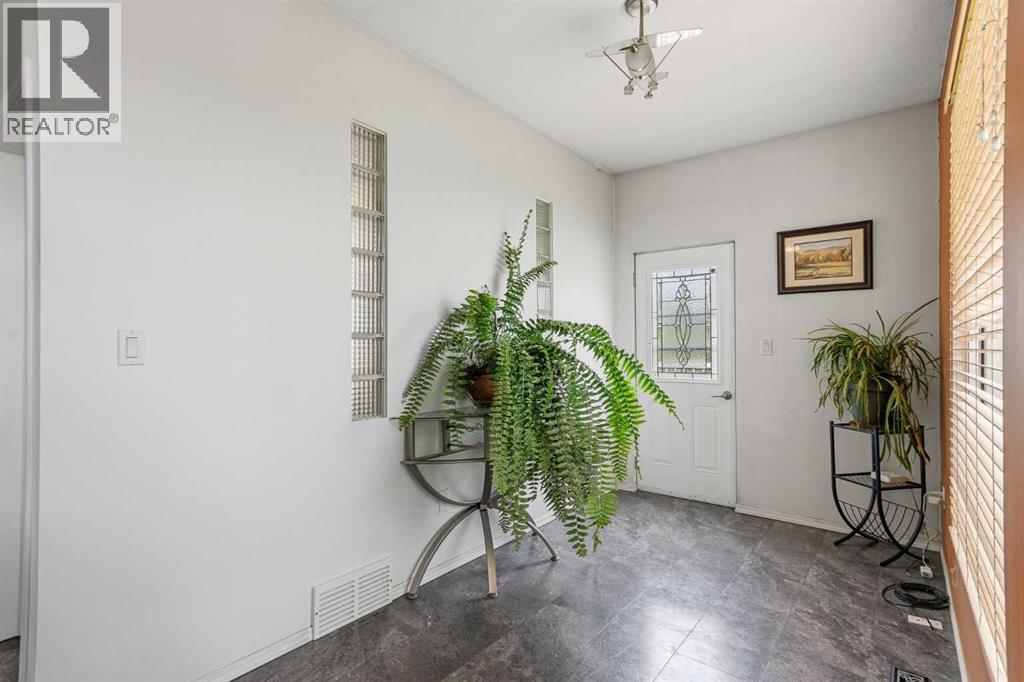 #27 West Bay Estates - 28