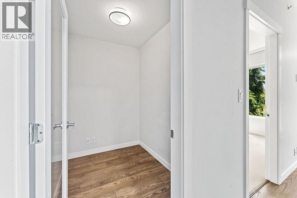 326 3563 ROSS DRIVE, Vancouver