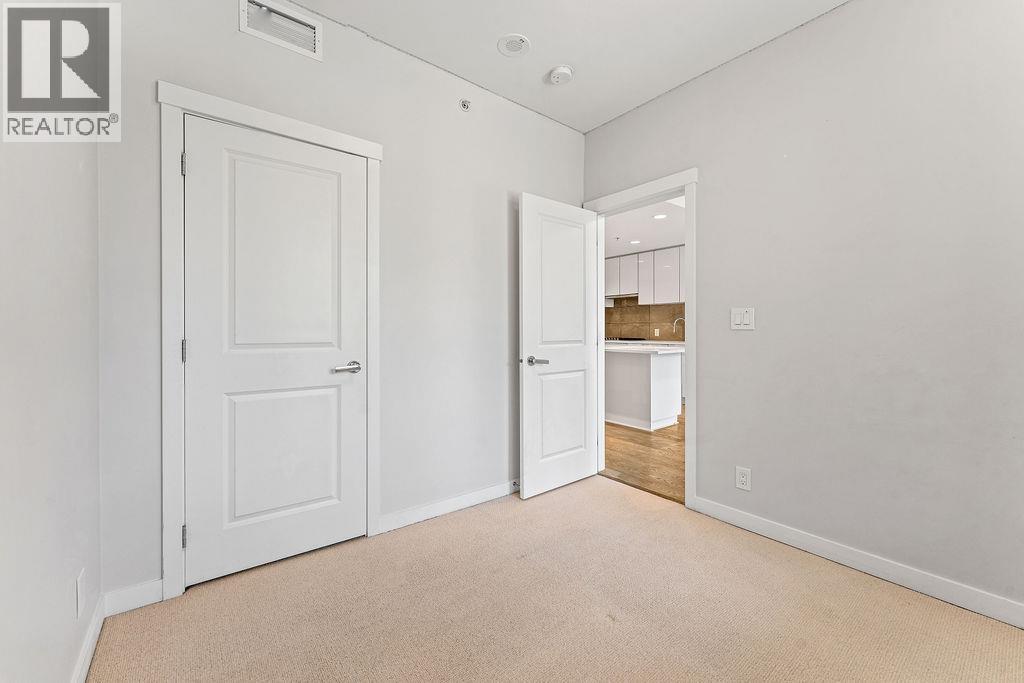 326 3563 ROSS DRIVE, Vancouver