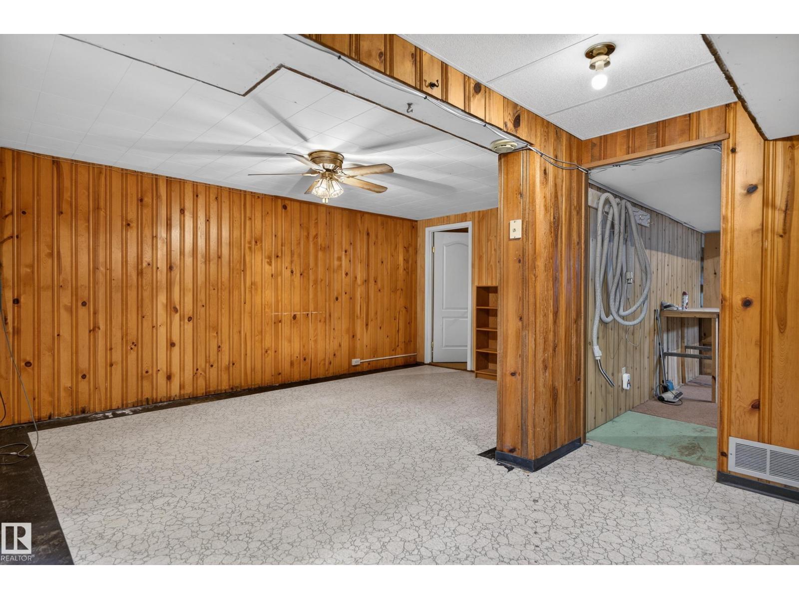 13427 114 ST NW - 28