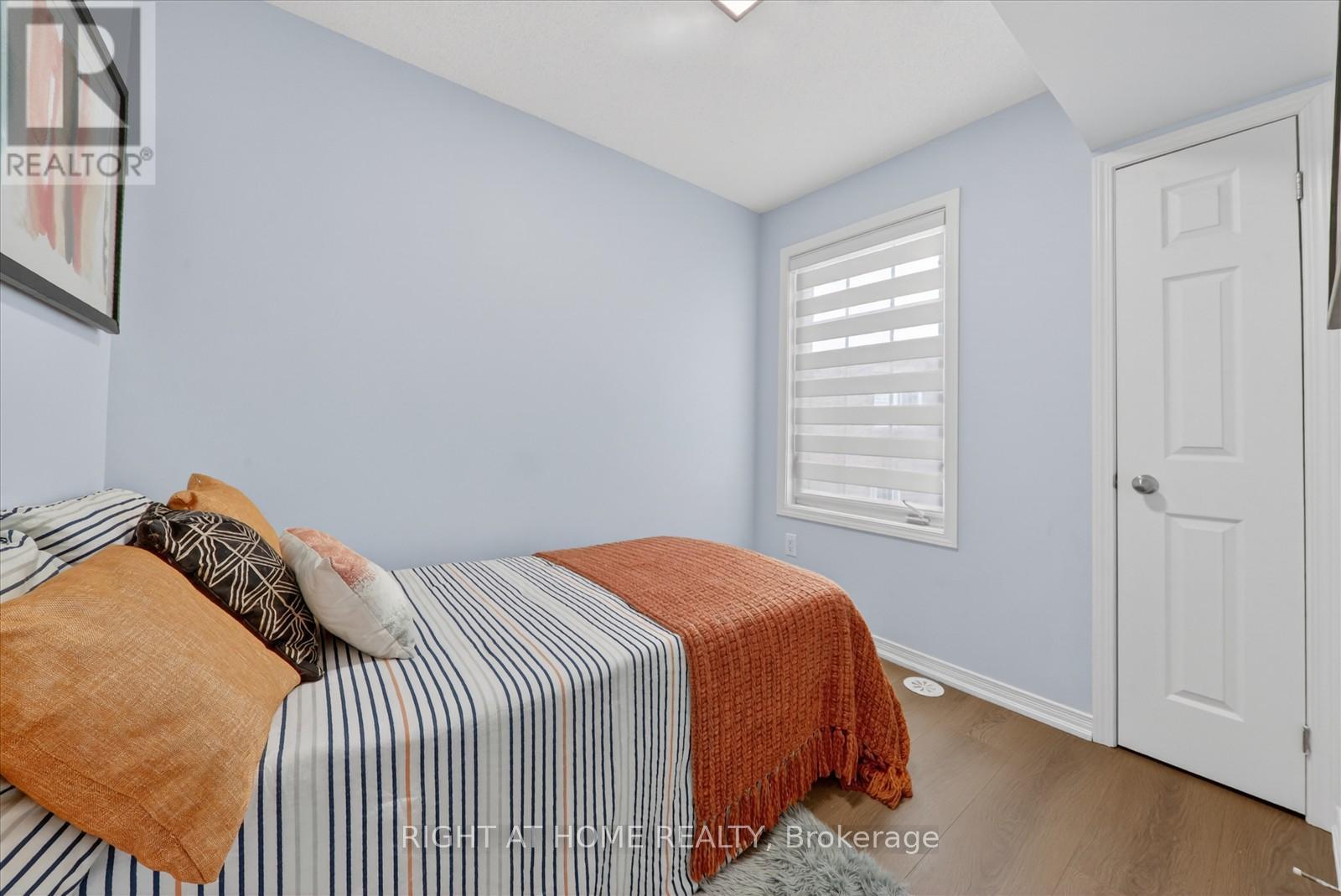 #20 27 ISLAND ROAD - Image 18