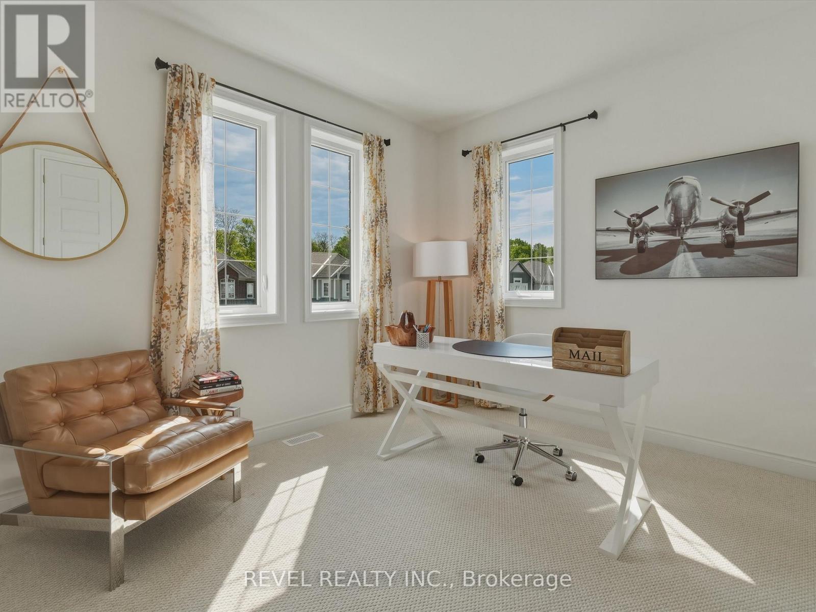 63 WOOD CRESCENT - 43