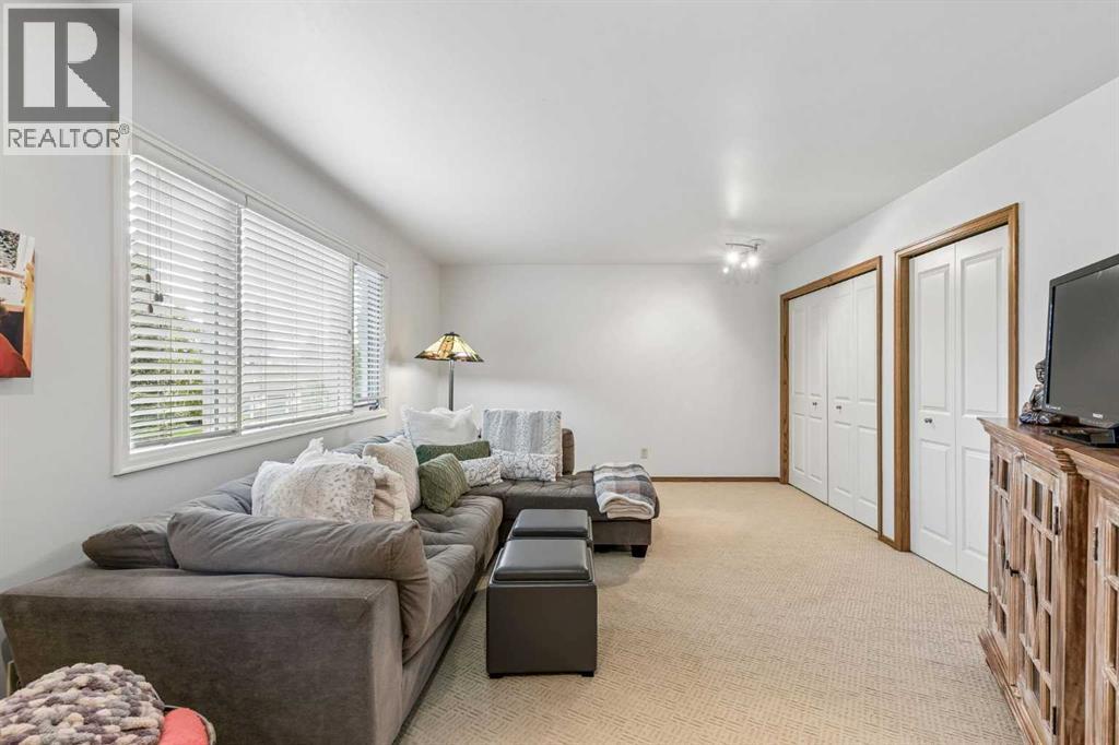 65 Woodpath Terrace SW — photo 26