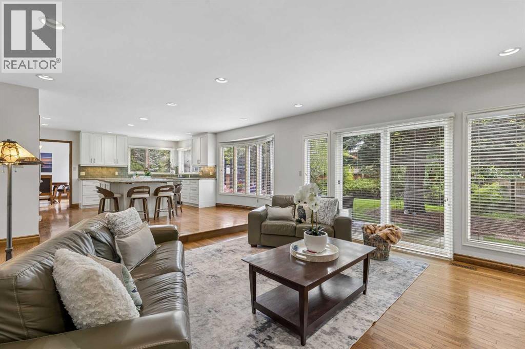 65 Woodpath Terrace SW — photo 17