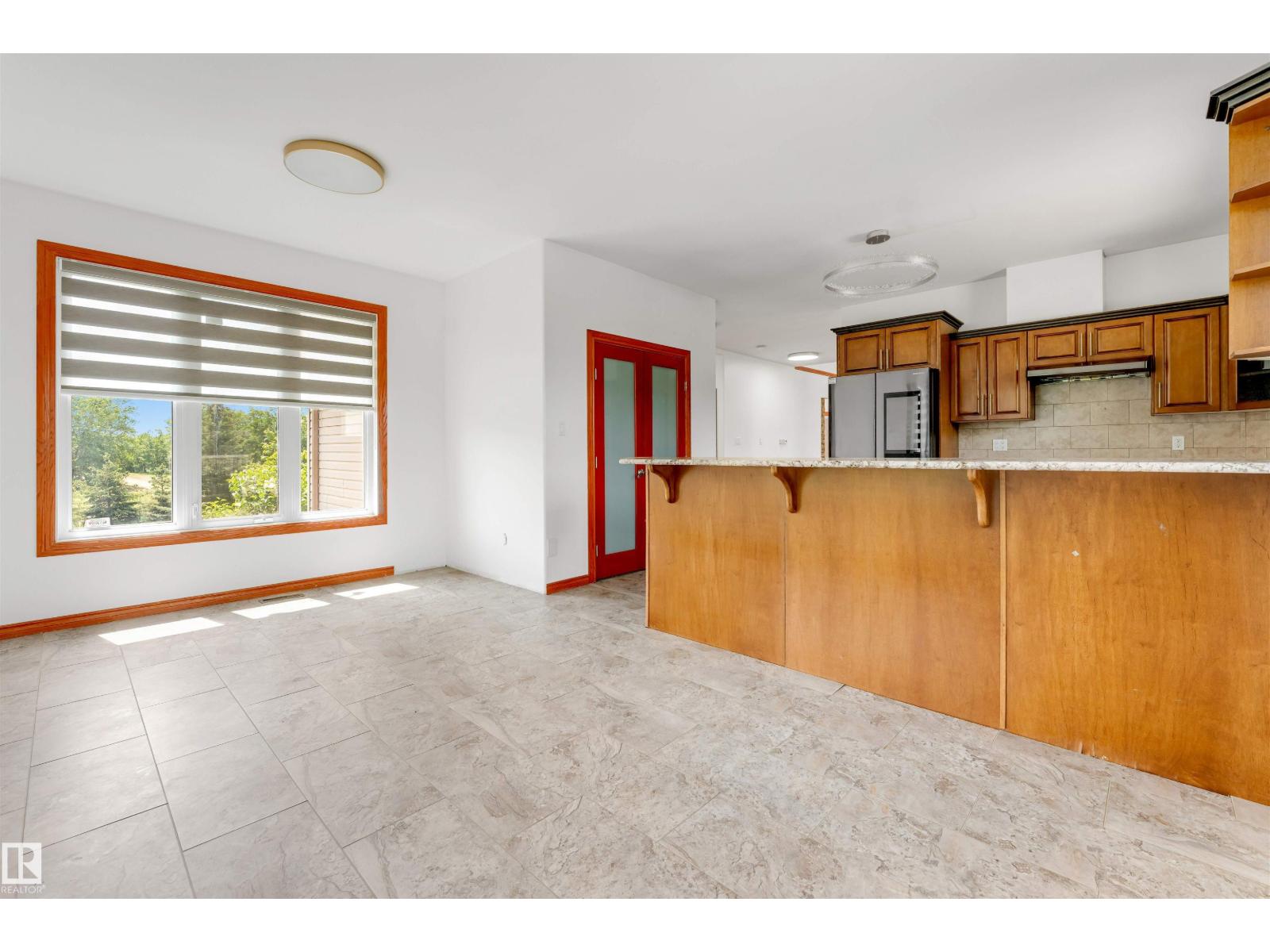 #330 50150 RGE RD 232 NE — photo 10