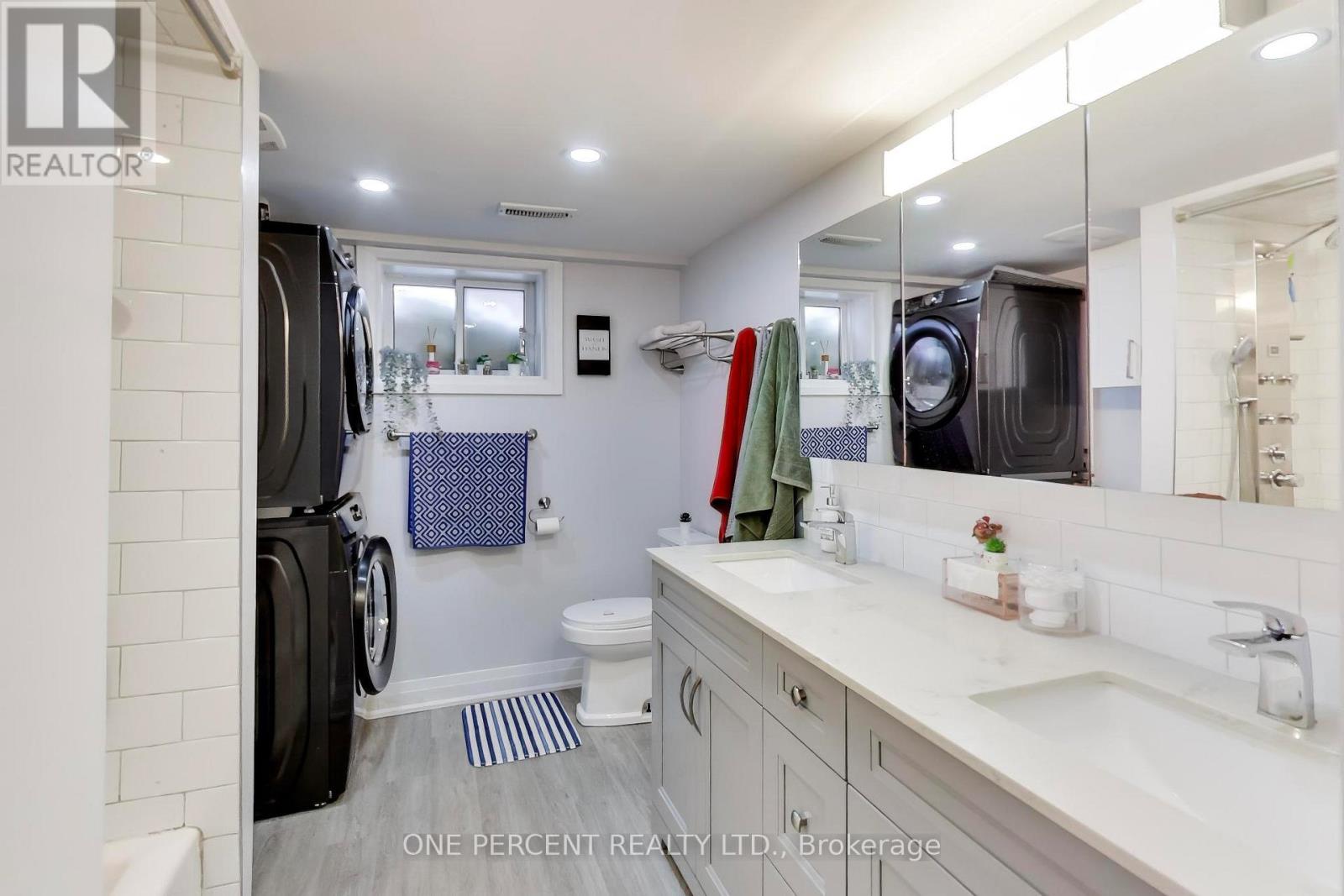 4 CAMEO CRESCENT - 34