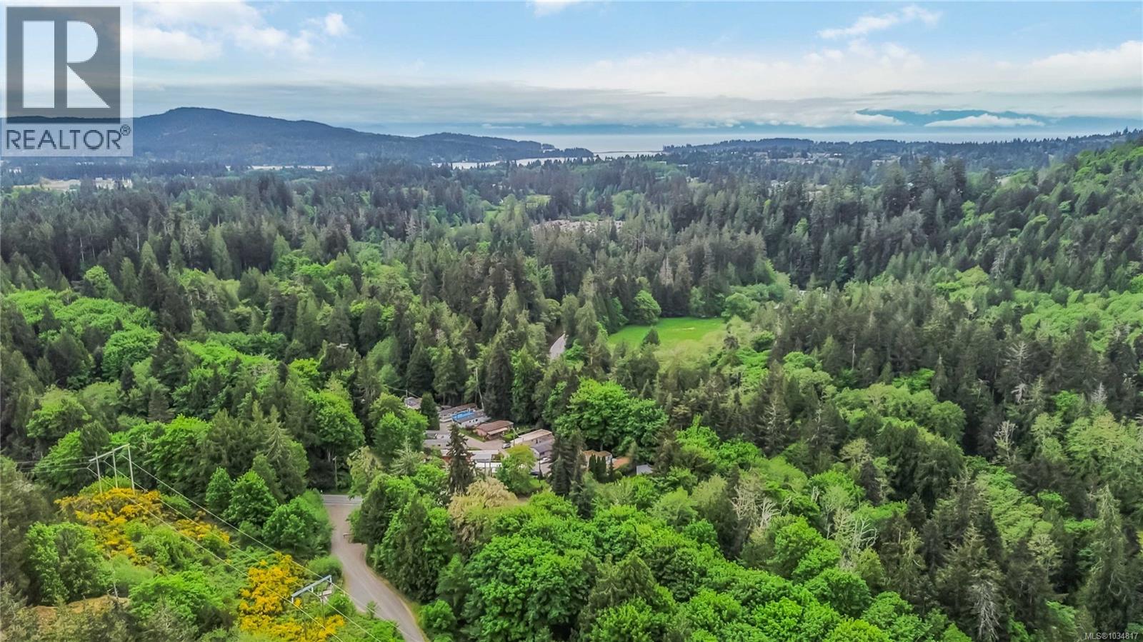 #3 2670 Sooke River Rd - 35
