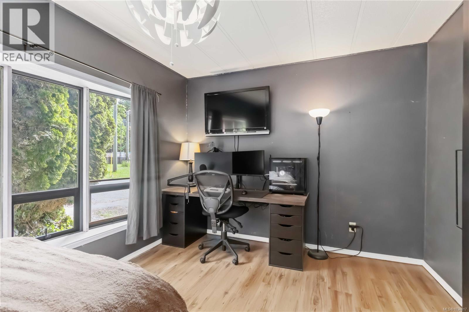 #3 2670 Sooke River Rd - 25