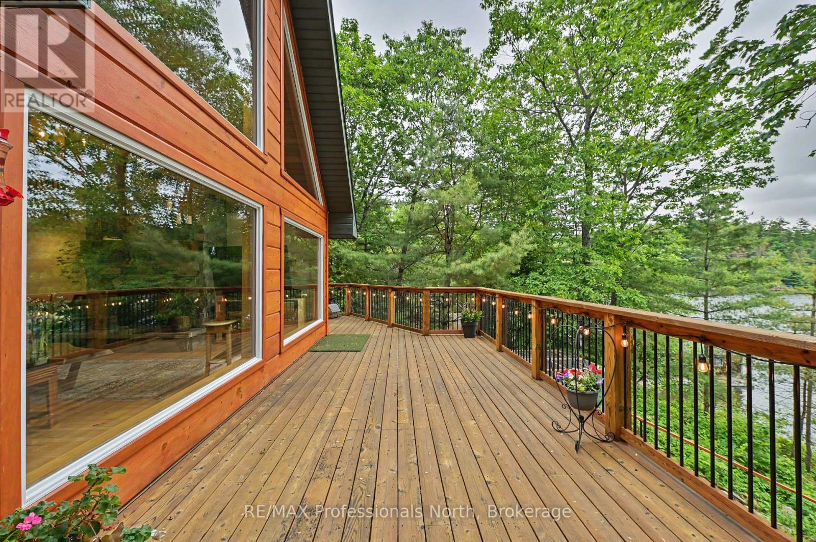1015 BLUESTONE LANE - 22