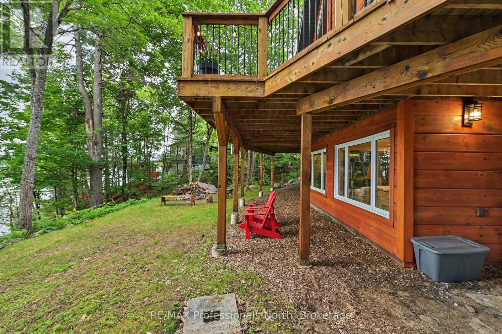 1015 BLUESTONE LANE - 43