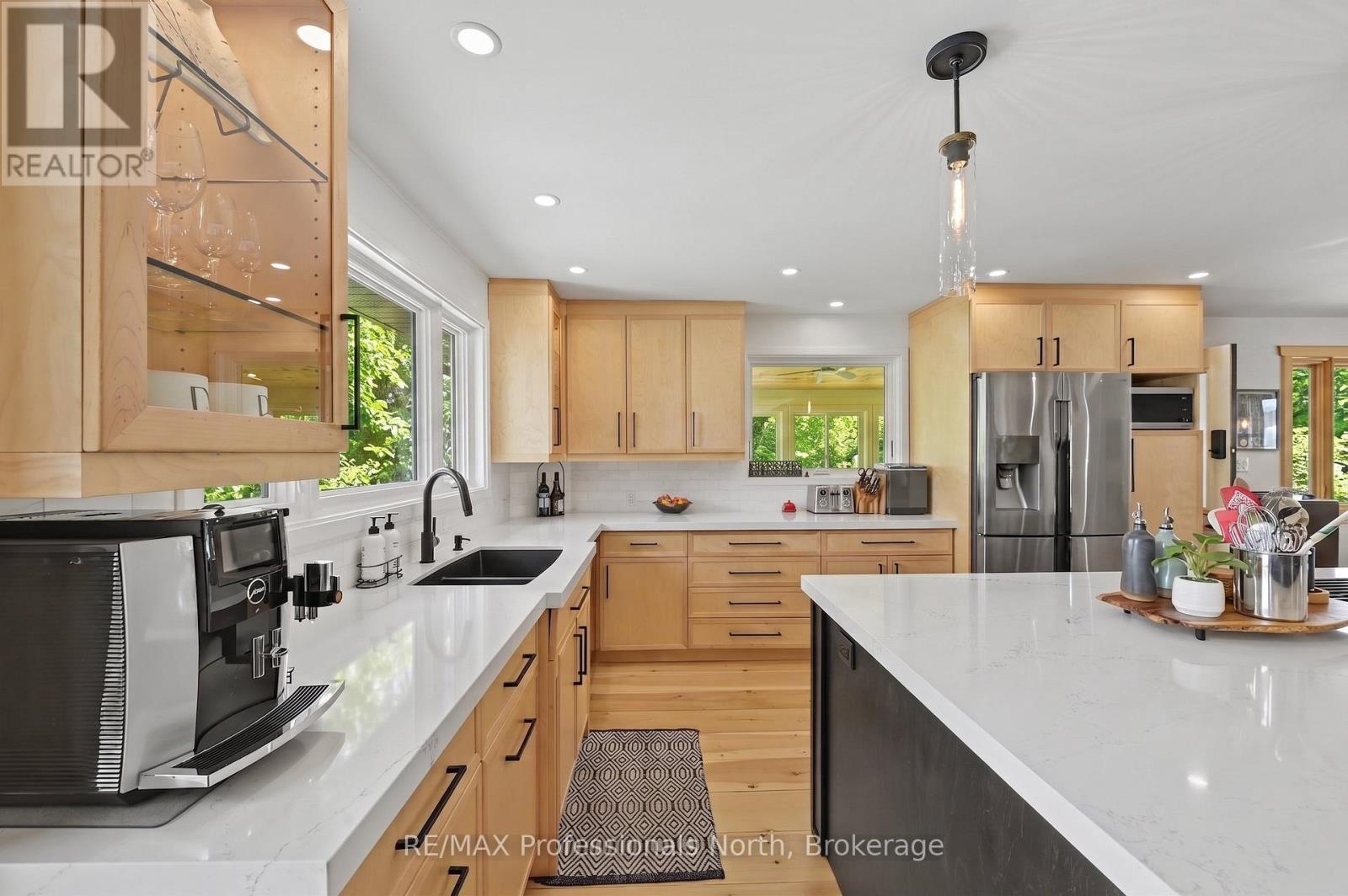 1015 BLUESTONE LANE - 7