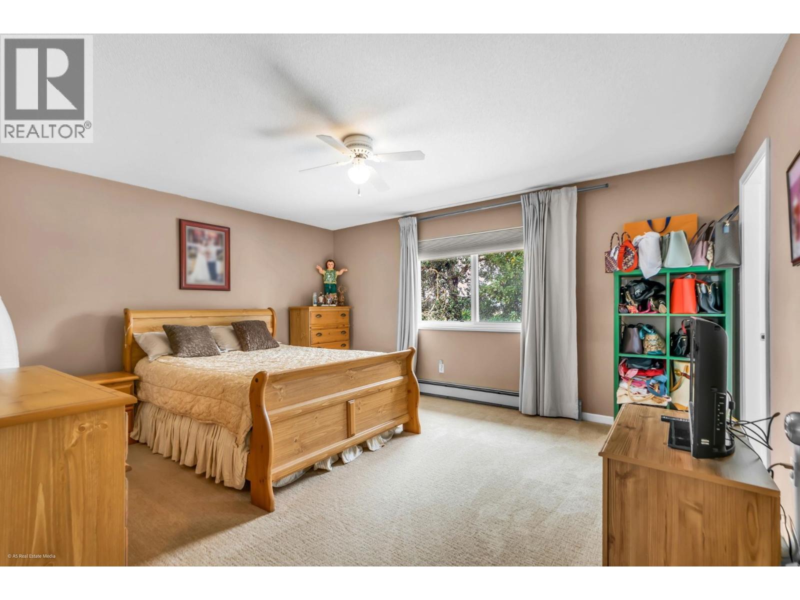 6227 CRESCENT PLACE, Delta