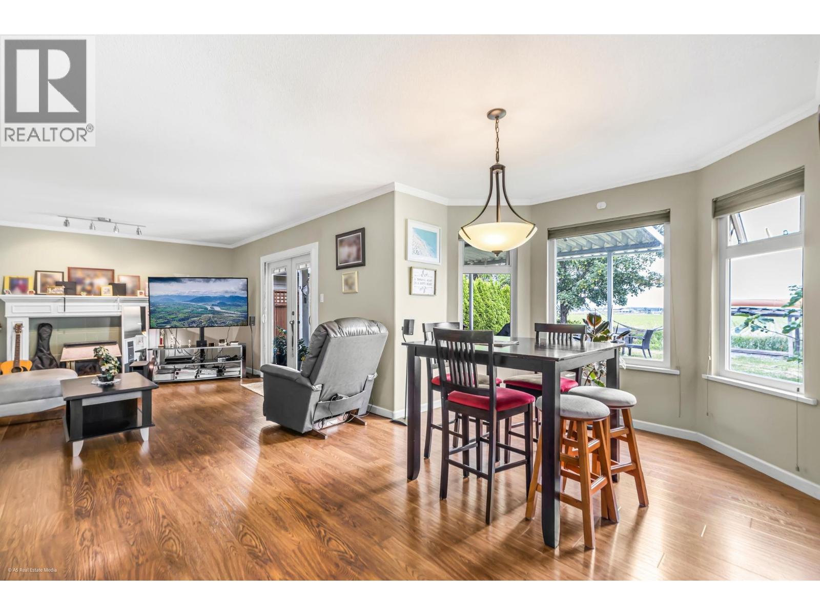 6227 CRESCENT PLACE, Delta