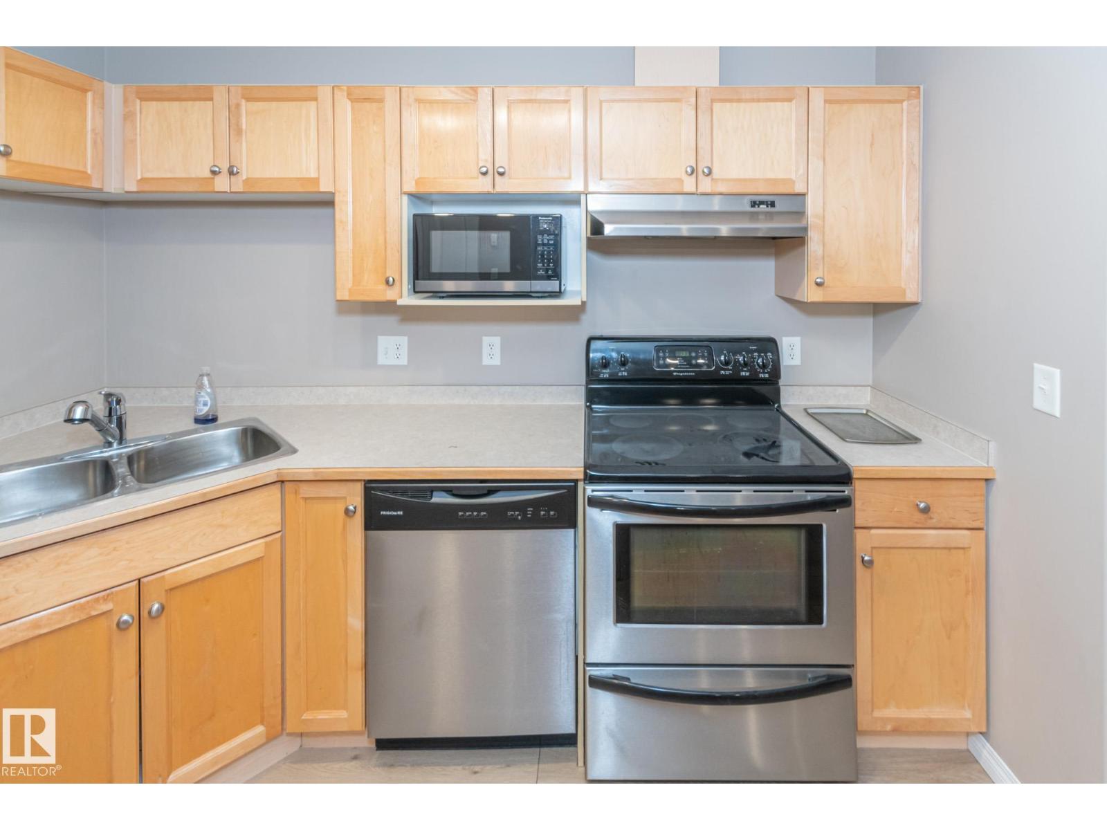 #119 245 EDWARDS DR SW - 4