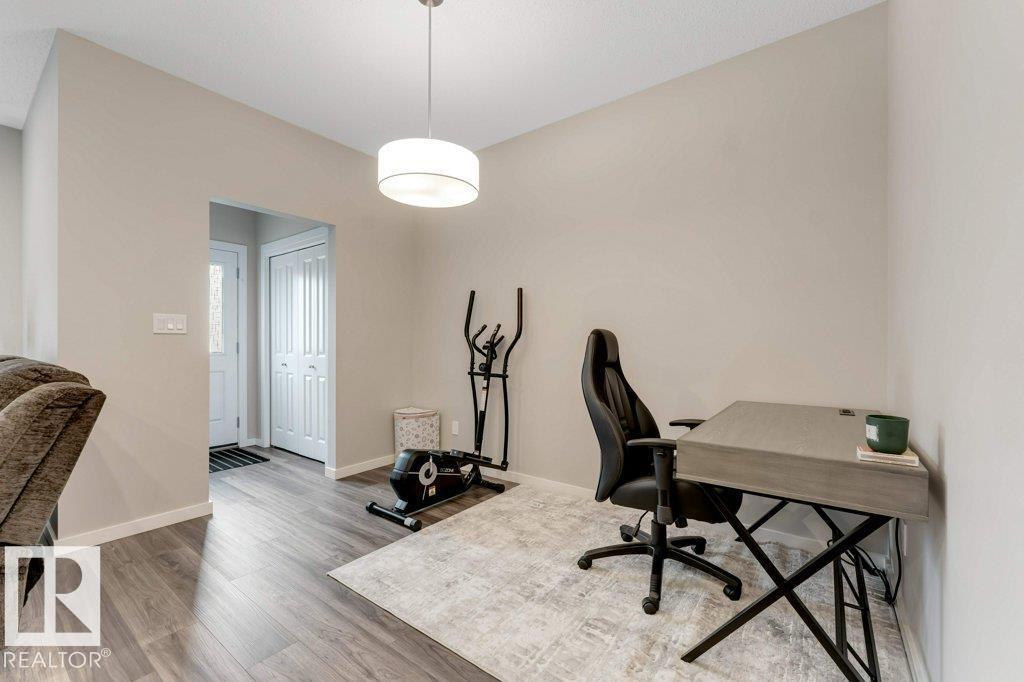213 CHARLESWORTH DR SW — photo 12