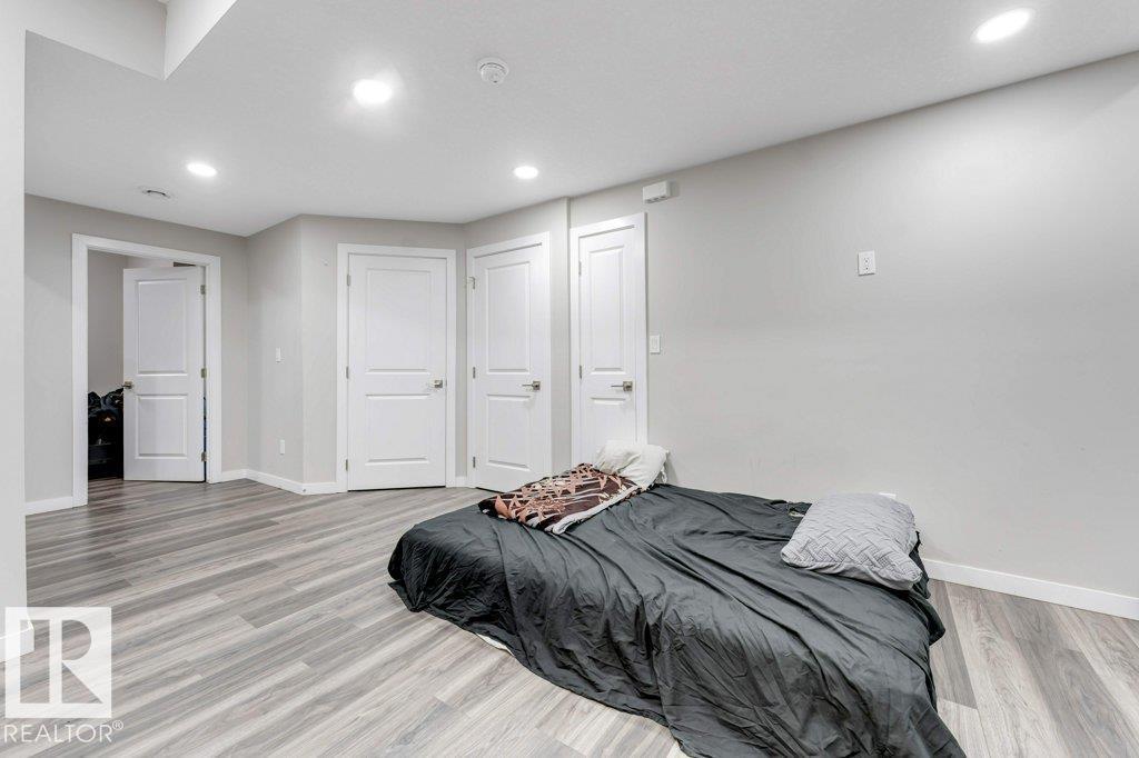 213 CHARLESWORTH DR SW — photo 43
