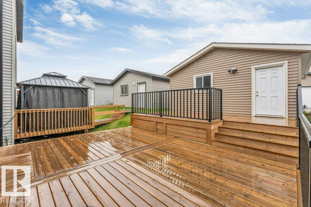 213 CHARLESWORTH DR SW — photo 48
