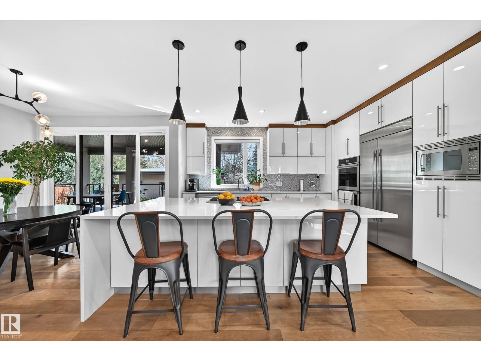 9235 148 ST NW - 12