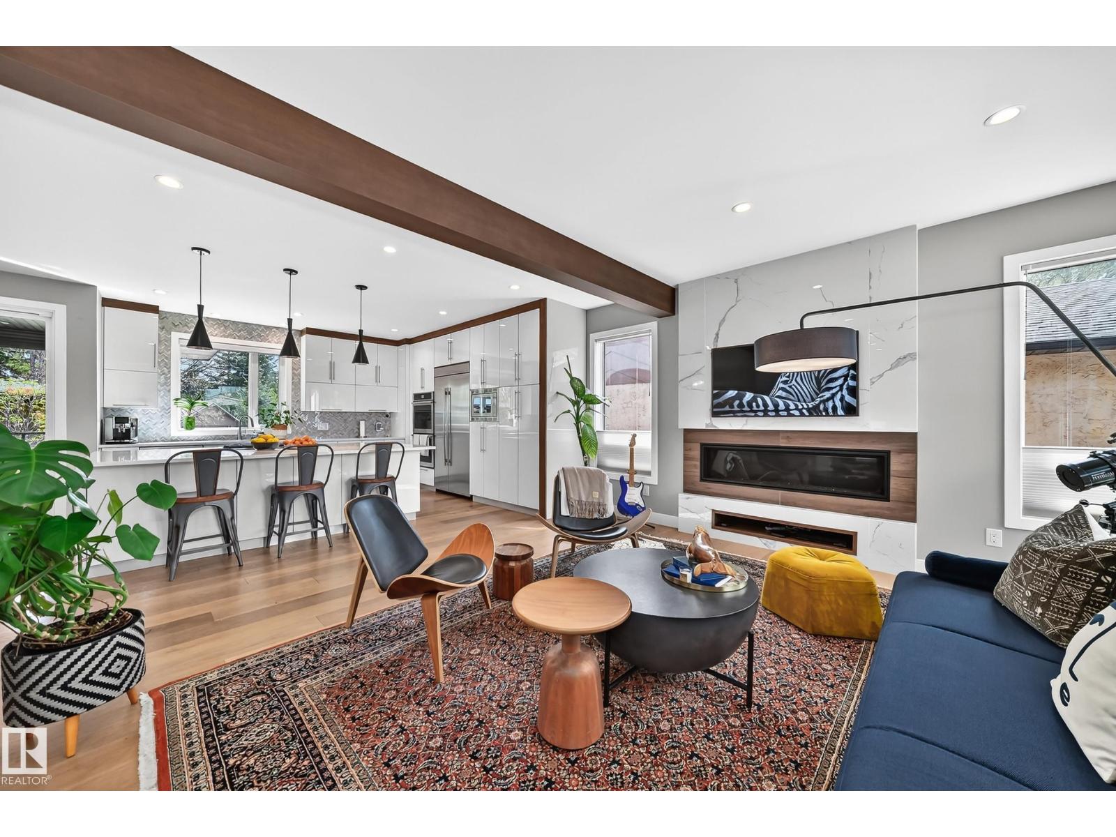9235 148 ST NW - 11