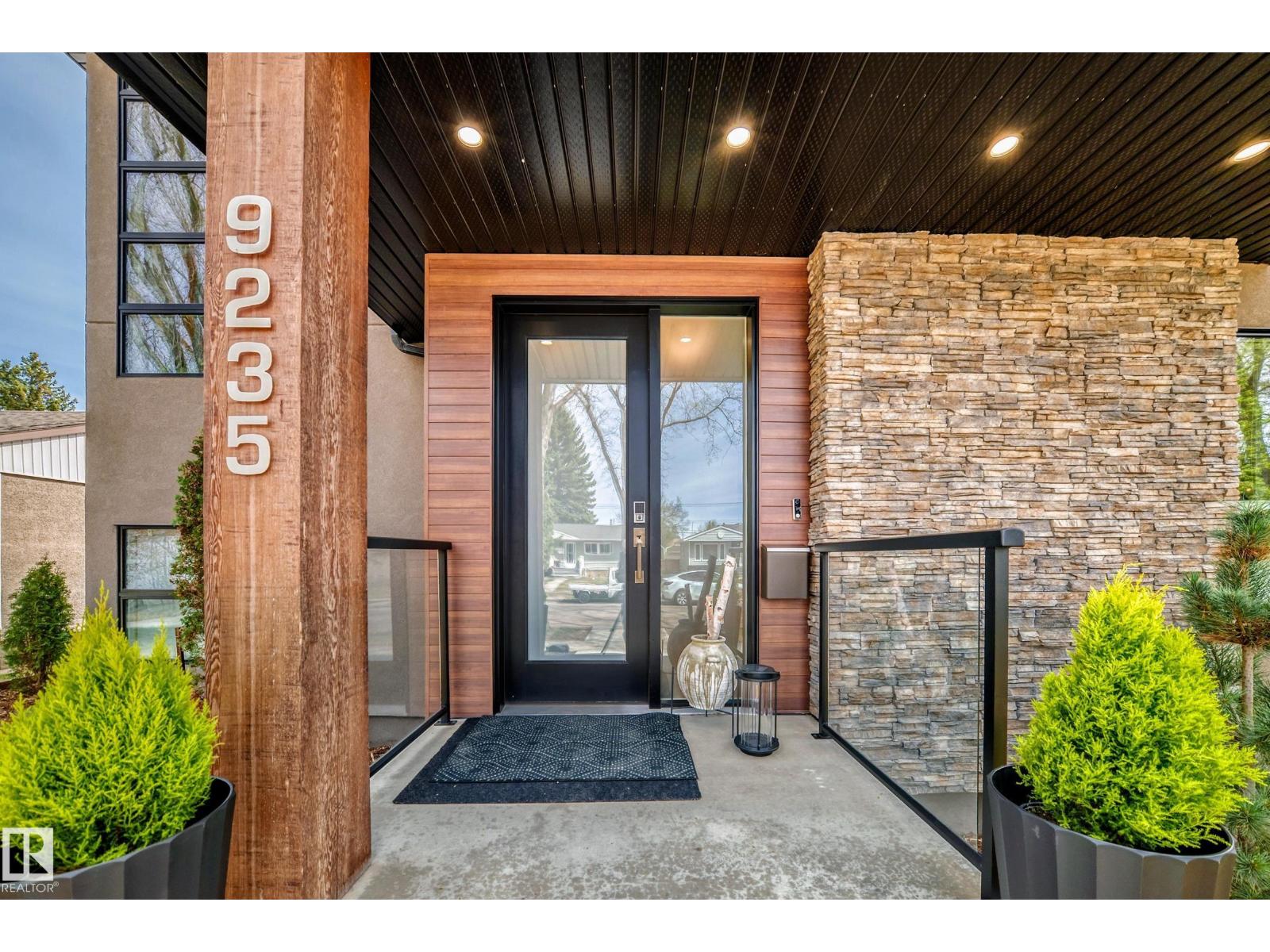 9235 148 ST NW - 3