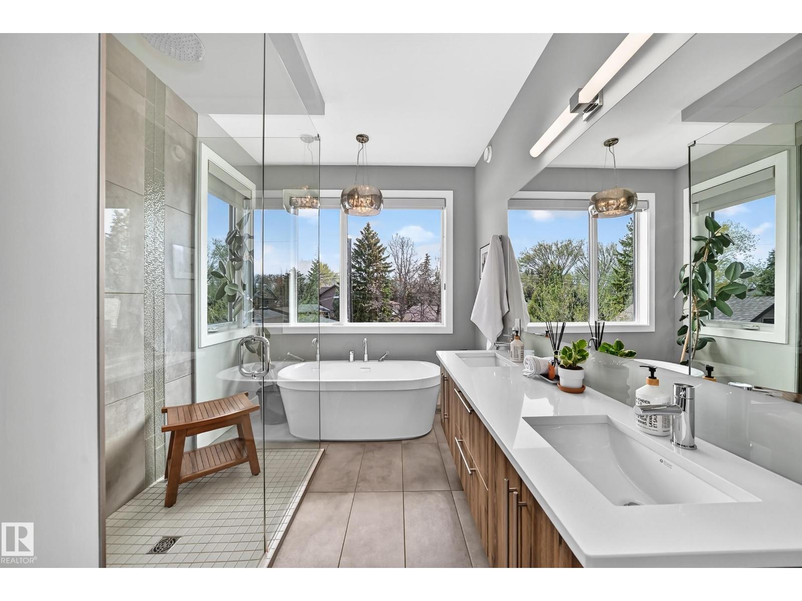 9235 148 ST NW - 36